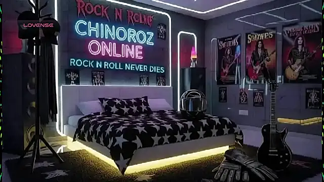 Snapshot of chino_roz chatting on January 6, 2026, 9:19 pm chino roz online show from January 6, 2026, 9:19 pm