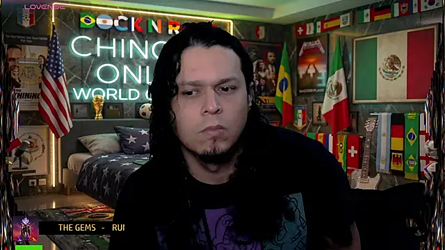Snapshot of chino_roz chatting on July 3, 2026, 6:09 am chino roz online show from July 3, 2026, 6:09 am