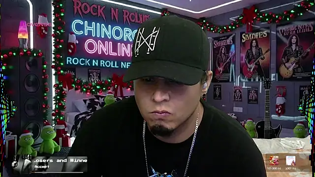 Snapshot of chino_roz chatting on December 22, 2025, 8:20 pm chino roz online show from December 22, 2025, 8:20 pm