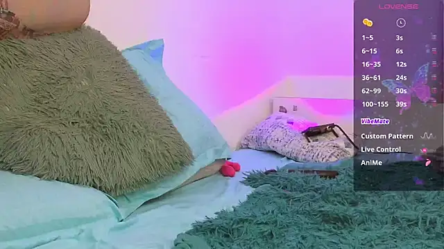 Snapshot of KrisztyAna chatting on December 10, 2024, 7:05 am KrisztyAna online show from December 10, 2024, 7:05 am