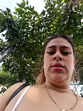 Snapshot of Latina_sexy1 chatting on April 1, 2026, 3:09 pm Latina sexy1 online show from April 1, 2026, 3:09 pm