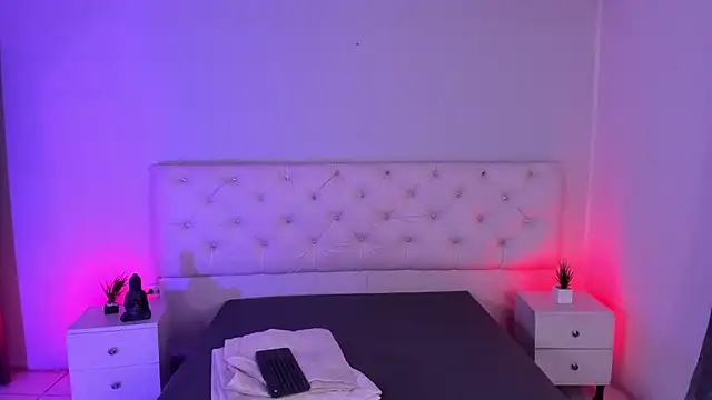 Snapshot of Aron_cruz chatting on November 27, 2025, 1:33 pm Aron cruz online show from November 27, 2025, 1:33 pm