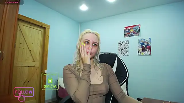 Snapshot of diamondjune chatting on April 3, 2026, 12:44 pm diamondjune online show from April 3, 2026, 12:44 pm
