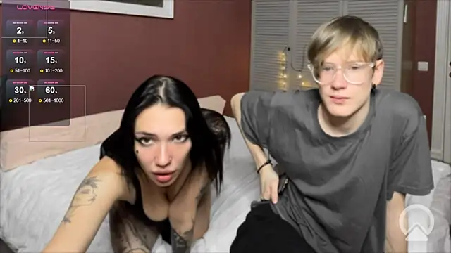 Snapshot of Laura_Key chatting on October 26, 2025, 11:16 pm Laura Key online show from October 26, 2025, 11:16 pm