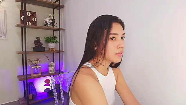 Snapshot of Sassy--Girl chatting on May 9, 2026, 6:11 pm Sassy--Girl online show from May 9, 2026, 6:11 pm