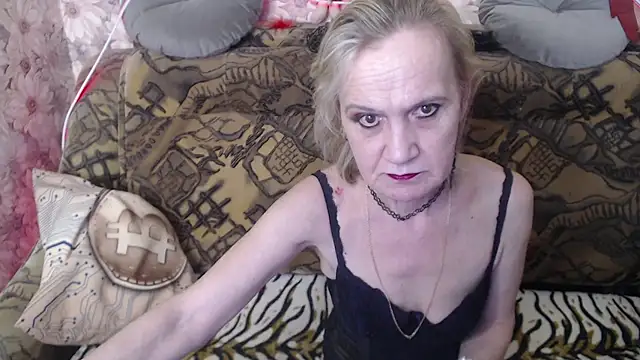 Snapshot of MissBekker chatting on January 30, 2025, 6:21 pm MissBekker online show from January 30, 2025, 6:21 pm