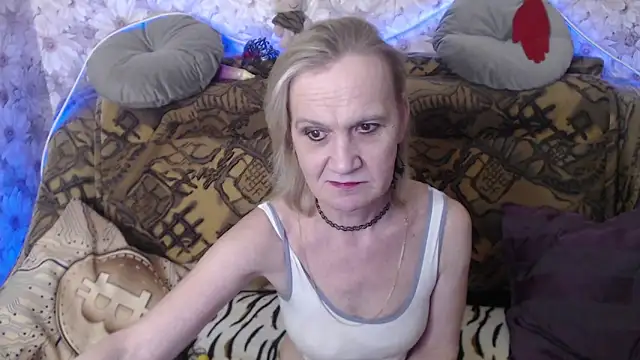 Snapshot of MissBekker chatting on March 6, 2025, 3:57 am MissBekker online show from March 6, 2025, 3:57 am