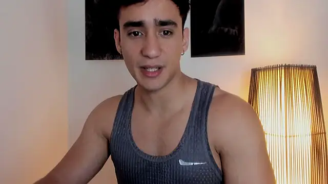 AlexRivera6 online show from September 9, 2025, 4:27 pm