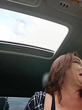 Snapshot of ladyaj chatting on November 5, 2025, 5:27 pm ladyaj online show from November 5, 2025, 5:27 pm