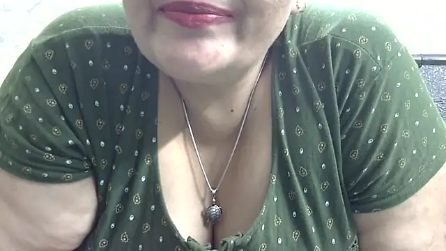 Snapshot of Kavya_XX chatting on April 22, 2026, 7:26 am Kavya XX online show from April 22, 2026, 7:26 am