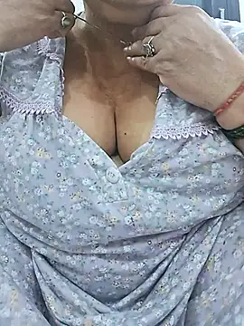 Snapshot of Kavya_XX chatting on May 25, 2026, 6:23 am Kavya XX online show from May 25, 2026, 6:23 am