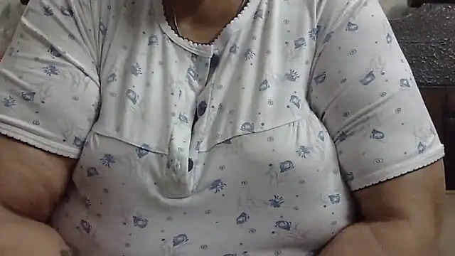 Snapshot of Kavya_XX chatting on April 30, 2026, 10:11 am Kavya XX online show from April 30, 2026, 10:11 am