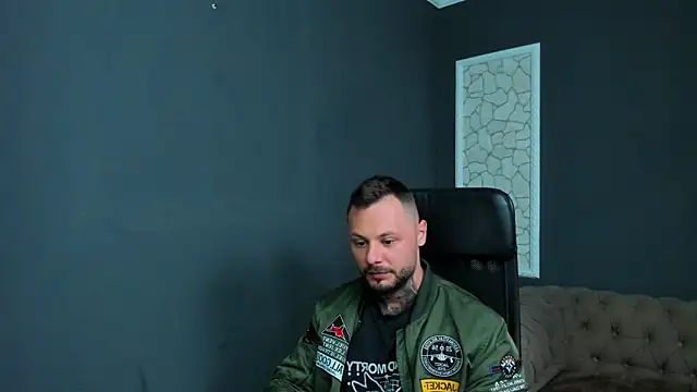 Snapshot of BrianHunts chatting on May 23, 2026, 4:22 am BrianHunts online show from May 23, 2026, 4:22 am