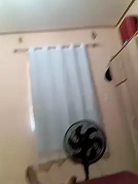 Snapshot of MorenoRha chatting on November 3, 2025, 10:30 am MorenoRha online show from November 3, 2025, 10:30 am