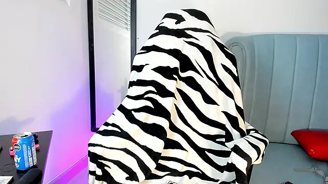 Chris boy  online show from February 4, 2026, 9:59 am