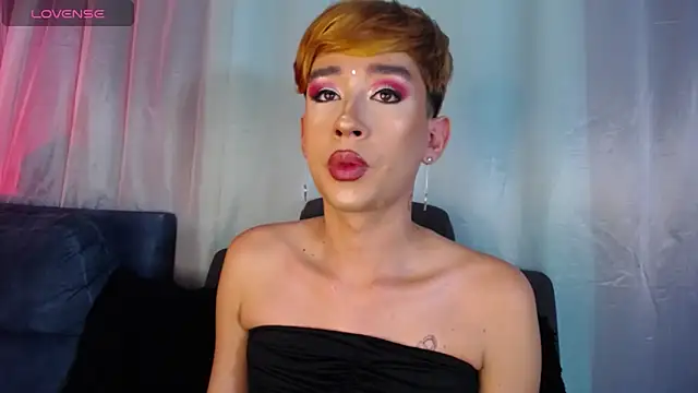 Snapshot of Chris_boy_ chatting on January 27, 2025, 7:35 am Chris boy online show from January 27, 2025, 7:35 am