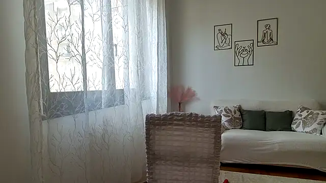 Snapshot of Daleliana chatting on July 22, 2026, 9:22 am Daleliana online show from July 22, 2026, 9:22 am