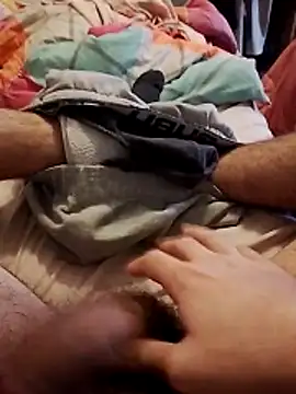 Snapshot of jon763 chatting on November 22, 2025, 1:43 pm jon763 online show from November 22, 2025, 1:43 pm