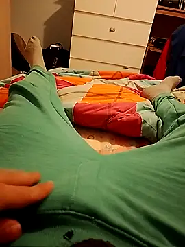 Snapshot of jon763 chatting on November 7, 2025, 8:02 pm jon763 online show from November 7, 2025, 8:02 pm