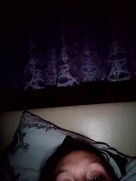 LeilaSaint online show from October 7, 2025, 4:30 pm