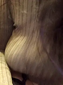 eva750 online show from March 12, 2025, 7:04 pm