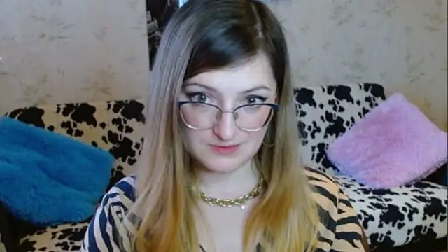 Snapshot of Arielsssplash chatting on September 30, 2025, 2:01 pm Arielsssplash online show from September 30, 2025, 2:01 pm