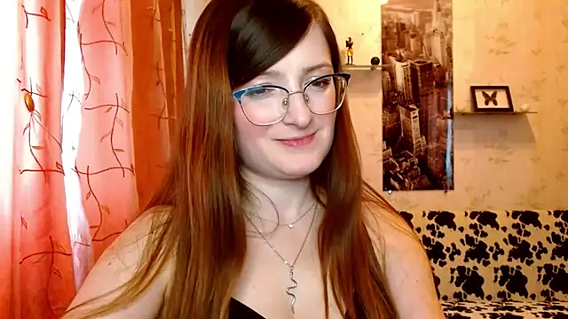 Snapshot of Arielsssplash chatting on February 4, 2025, 11:05 am Arielsssplash online show from February 4, 2025, 11:05 am