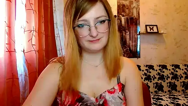 Snapshot of Arielsssplash chatting on March 21, 2025, 7:55 am Arielsssplash online show from March 21, 2025, 7:55 am