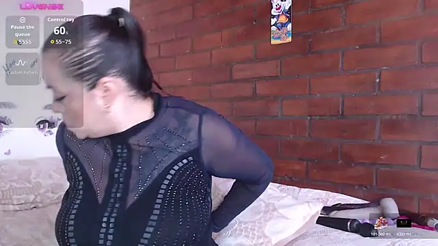 LIila28six online show from February 28, 2026, 2:28 pm