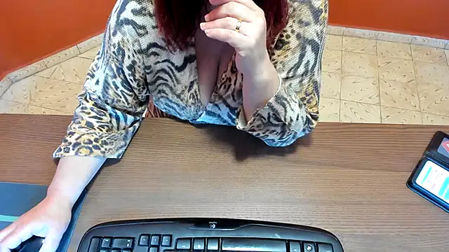 NikkiHolland online show from March 23, 2026, 9:31 am