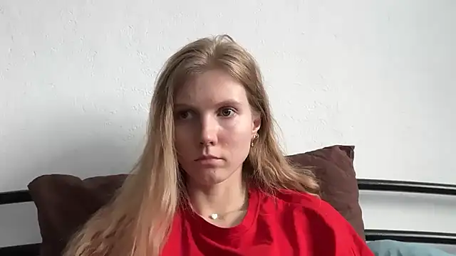 MaryMiton online show from May 15, 2026, 8:56 am