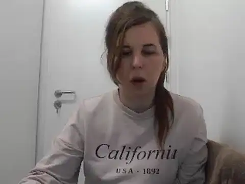 loveis007 online show from February 26, 2025, 11:30 pm