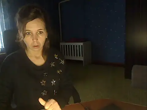 Snapshot of loveis007 chatting on November 21, 2025, 9:19 am loveis007 online show from November 21, 2025, 9:19 am