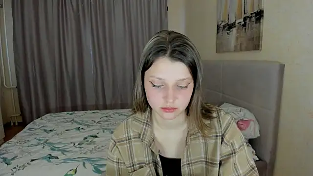 SoniNesti online show from October 2, 2025, 2:42 pm