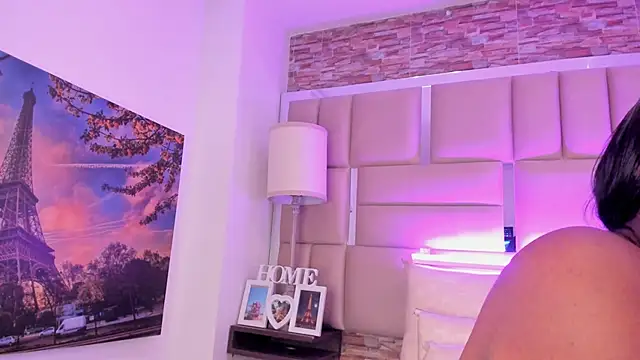 ShaniaBrownn online show from January 10, 2026, 8:04 pm