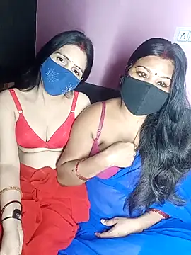 cutee  crazy online show from November 20, 2025, 5:35 pm