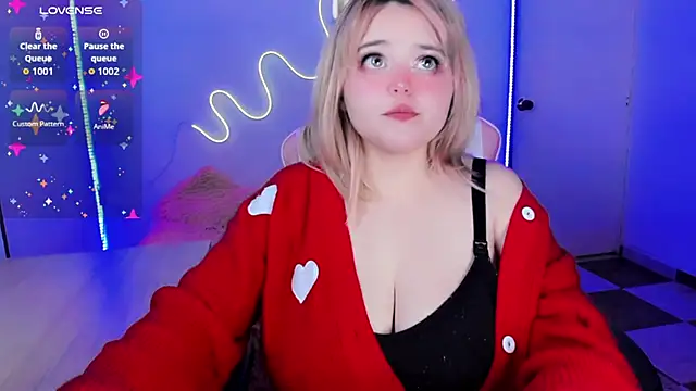 anjana yuii online show from September 19, 2025, 1:20 am