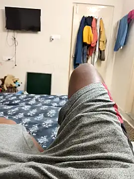 mkmony online show from December 12, 2024, 3:05 pm