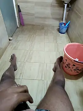 mkmony online show from December 1, 2025, 10:16 am