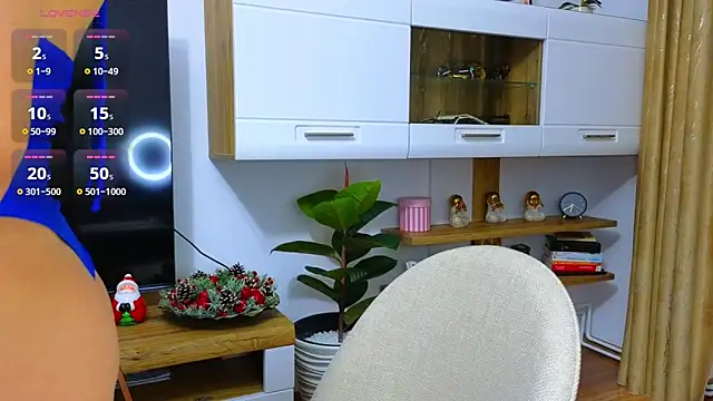 Snapshot of BbyKristy chatting on December 22, 2025, 4:40 pm BbyKristy online show from December 22, 2025, 4:40 pm