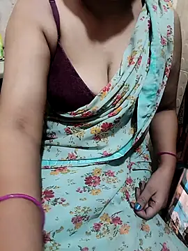 Snapshot of sangeetha4bide chatting on October 28, 2025, 6:45 am sangeetha4bide online show from October 28, 2025, 6:45 am