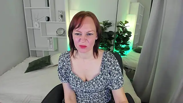 Snapshot of NikaGentle chatting on May 16, 2026, 5:50 am NikaGentle online show from May 16, 2026, 5:50 am