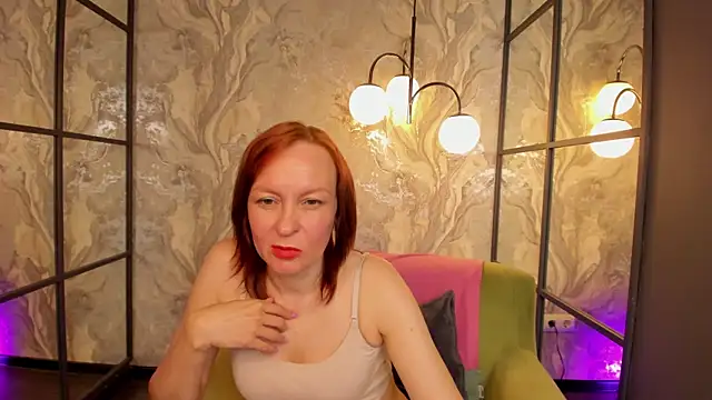 Snapshot of NikaGentle chatting on May 15, 2026, 6:00 am NikaGentle online show from May 15, 2026, 6:00 am