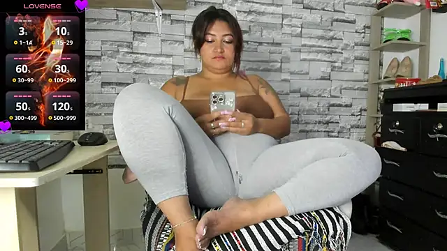 Snapshot of hot-timefun chatting on May 27, 2026, 12:56 pm hot-timefun online show from May 27, 2026, 12:56 pm