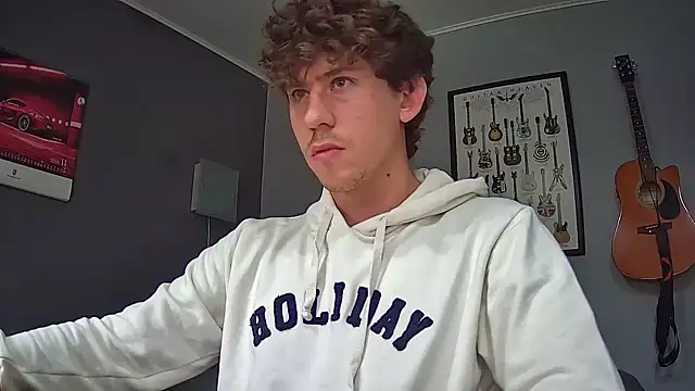 saint not online show from September 19, 2025, 2:32 pm