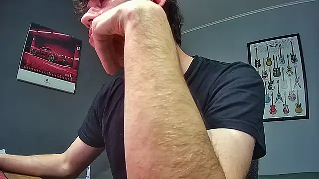 saint not online show from October 9, 2025, 9:48 pm