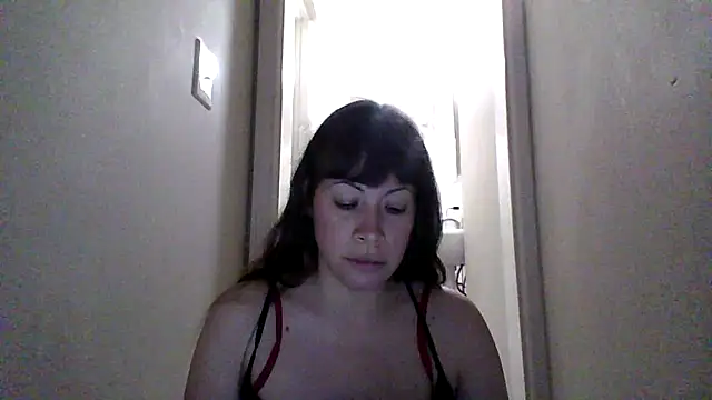 Snapshot of petitedoll29 chatting on October 27, 2025, 12:11 am petitedoll29 online show from October 27, 2025, 12:11 am