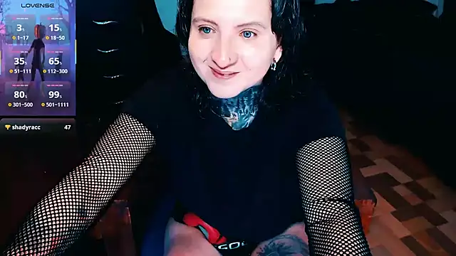 Snapshot of Marieblueeyes chatting on October 17, 2025, 11:23 am Marieblueeyes online show from October 17, 2025, 11:23 am