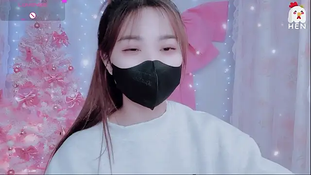 hen237 online show from December 17, 2025, 6:24 pm