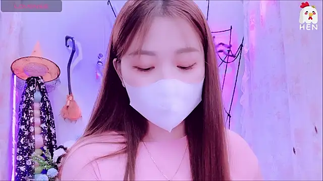 hen237 online show from October 21, 2025, 9:47 pm